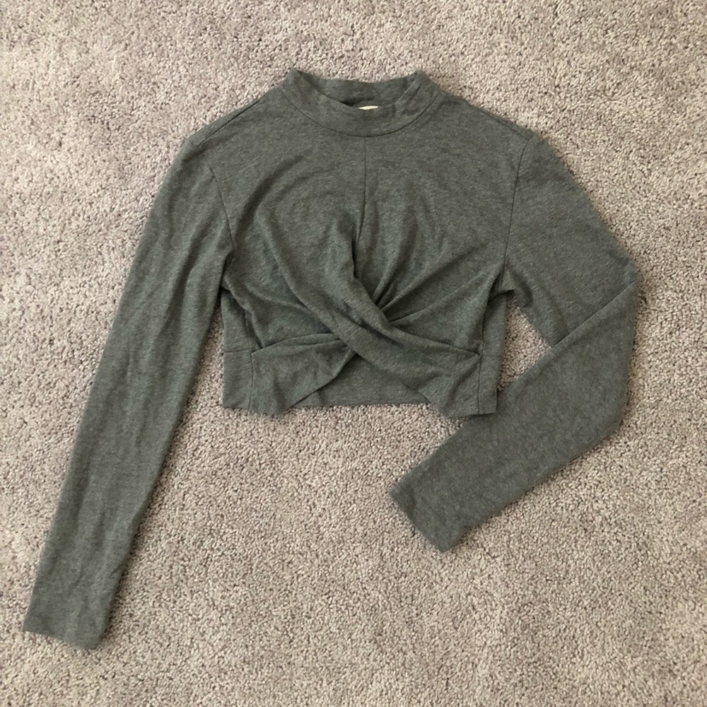 Twist Front Long Sleeve Crop Top